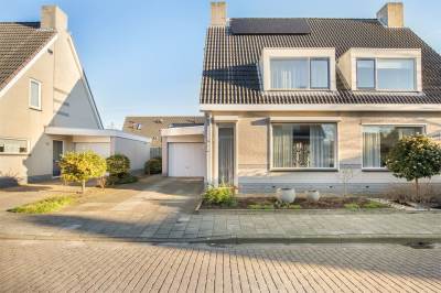 Woning Oeverloperstraat 4 Heinkenszand