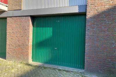Garage Plutolaan, garagebox 16 Groningen