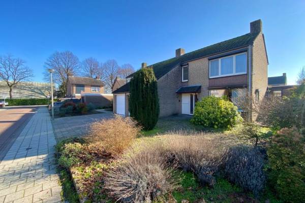 Woning Meidoornlaan 14 Neer