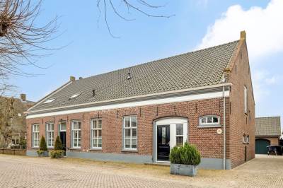 Woning Julianastraat 12 Andel