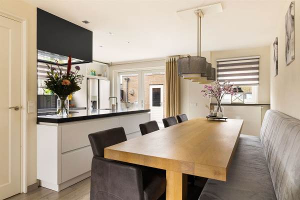 Woning Dokter Rutgers van der Loeffstraat 21 Oostzaan