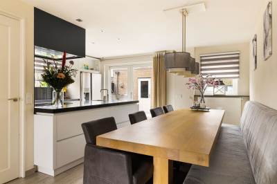 Woning Dokter Rutgers van der Loeffstraat 21 Oostzaan