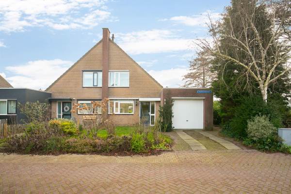 Woning Vijfheerenlanden 2 Emmeloord