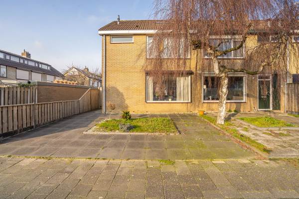 Woning Saturnusstraat 14 Spijkenisse