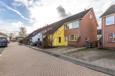 Woning Van den Boetzelaerlaan 67 Langerak