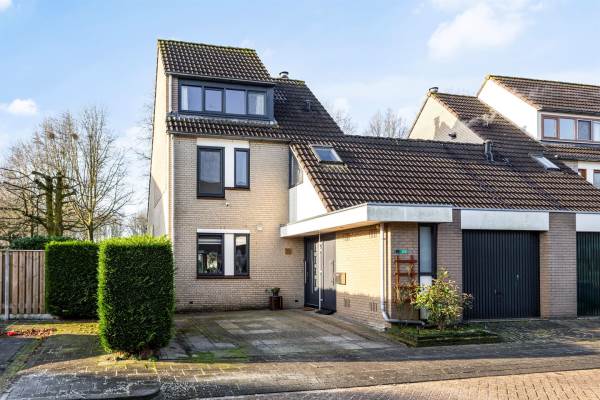 Woning Valkenkamp 676 Maarssen