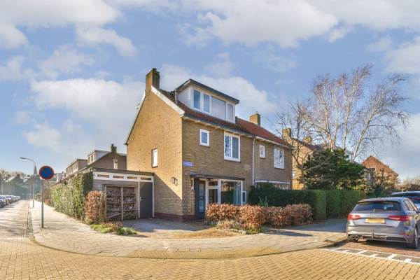 Woning Koningin Wilhelminalaan 30 Castricum