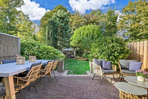 Woning van Ruysdaellaan 11 Leidschendam