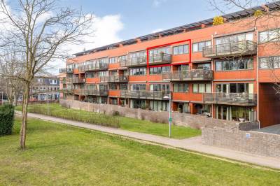Woning Burgemeester van Dijkeplein 92 Ede