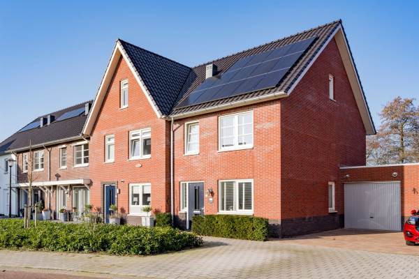 Woning Dokter van de Kolkstraat 68 Nijkerkerveen