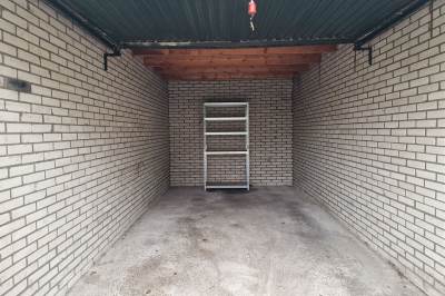 Garage Prof ten Doesschatestraat 297E Heemskerk
