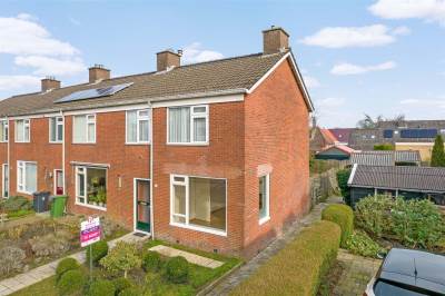 Woning Burmanniastraat 40 Grijpskerk