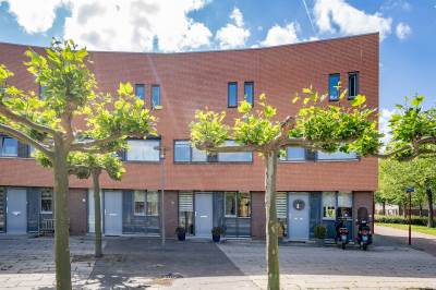 Woning van Eedenstraat 13 Oud-Beijerland