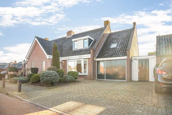 Woning Sluisweg 42 Bunschoten-Spakenburg