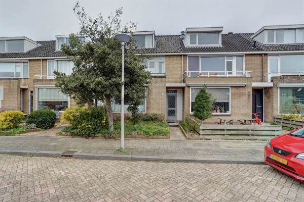Woning Aert van Nesstraat 16 Hendrik-Ido-Ambacht