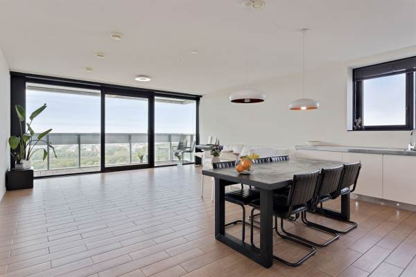 Woning Anna van Buerenplein 143 Den Haag