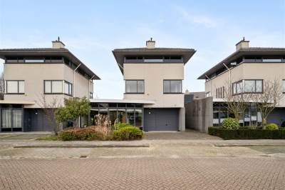 Woning Naaldvaren 11 Bergschenhoek