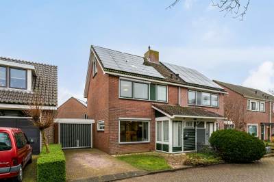 Woning Lijsterbesweg 28 Sint Maarten