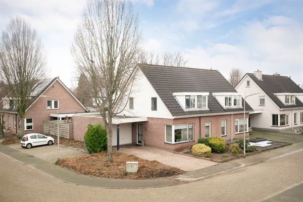 Woning Torenvalk 13 Raalte