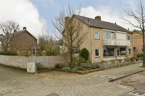 Woning Waterstraat 56 Halsteren