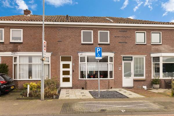 Woning Kerkbuurt 102 Oostzaan
