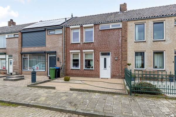 Woning Wethouder Jonkersstraat 50 Halsteren