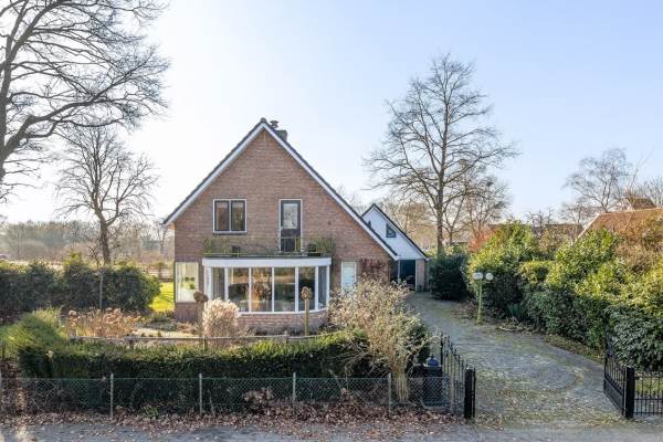 Woning Stationsweg 93 Wezep