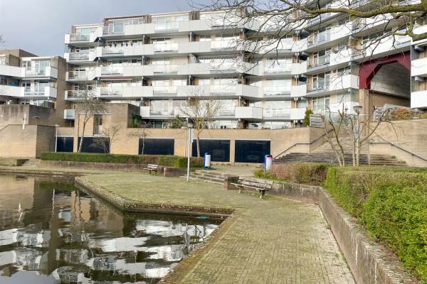 Woning Henry Moorepassage 98 Capelle aan den IJssel