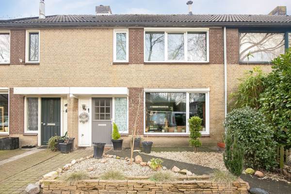 Woning Van Leeuwenhoeklaan 17 Oosterhout (NB)