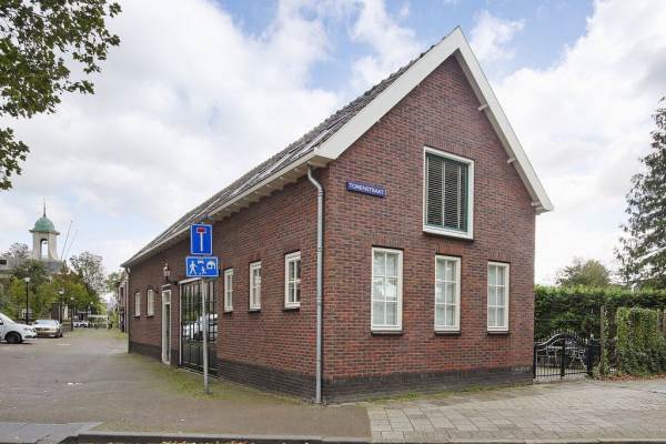 Woning Torenstraat 1 Westzaan