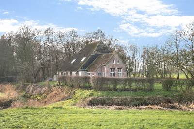 Woning De Dûker 4 Terwispel