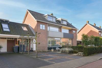 Woning W.B. van der Veldenstraat 16 Alblasserdam