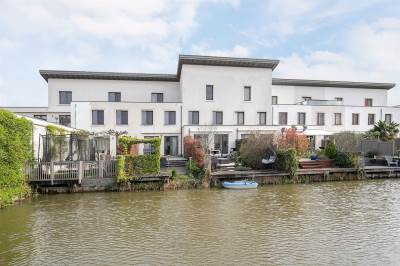 Woning Moerbeigaarde 4 Hendrik-Ido-Ambacht