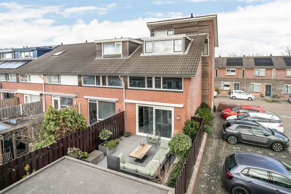 Woning Agatha Christiestraat 42 Spijkenisse