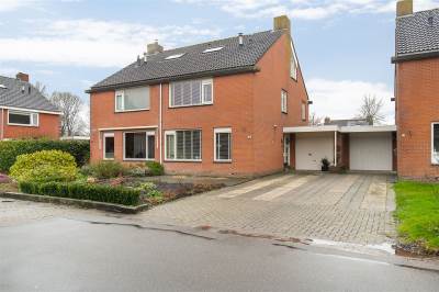 Woning Nynke van Hichtumwei 36 Leeuwarden