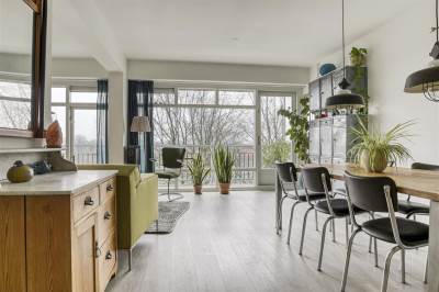 Woning Burgemeester Hogguerstraat 955 Amsterdam