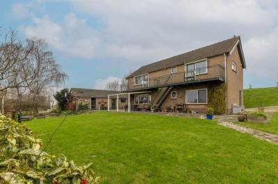 Woning Maasdijk 7 Zwartewaal