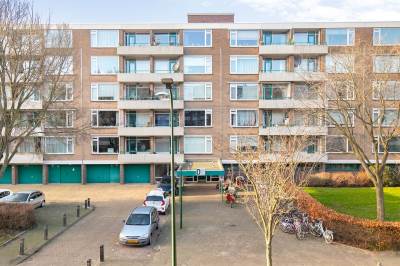 Woning Burgemeester Caan van Necklaan 582 Leidschendam