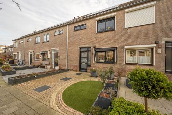 Woning Beetwortelweg 6 Oud-Beijerland