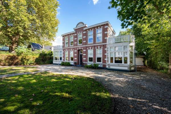 Woning Wilhelminalaan 64 Alphen aan den Rijn