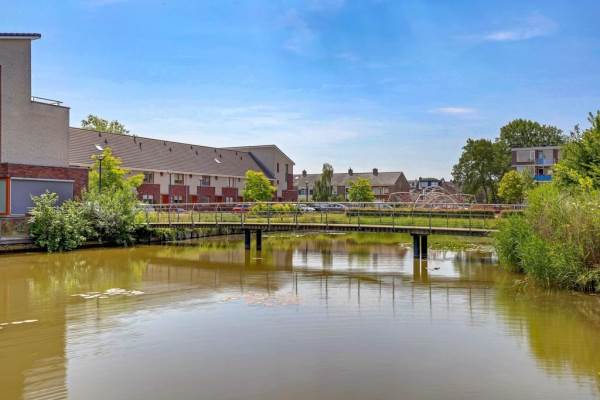 Woning Lessestraat 164 Heemskerk