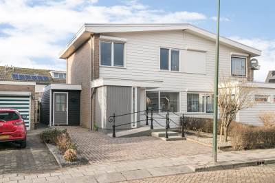 Woning Jacoba van Beierenstraat 10 Sint-Maartensdijk