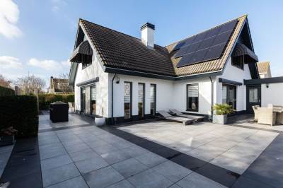 Woning Nieuwlandstraat 1 Hellevoetsluis