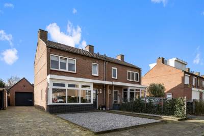 Woning Simon van den Berghstraat 28 Geffen