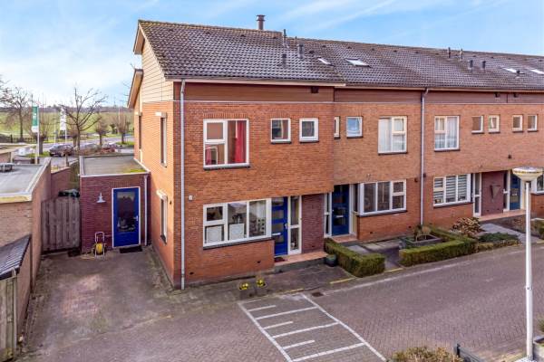 Woning Jenneke E. Bijlhof 1 Waarder