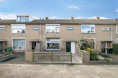 Woning Ridder van Dorpstraat 27 Nieuw-Beijerland