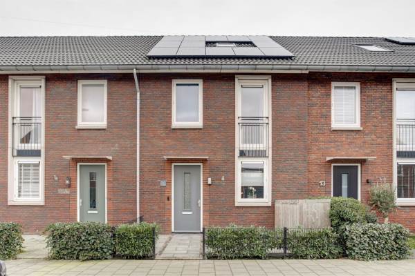 Woning Bachstraat 15 Sliedrecht