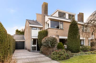 Woning van Lenneplaan 4A Soest