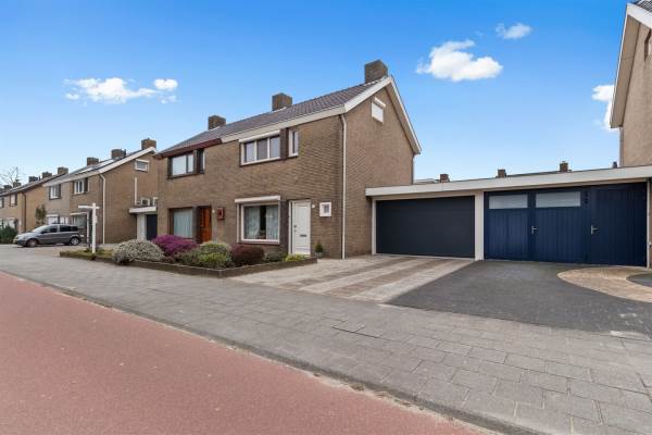 Woning President Kennedylaan 17 Roosendaal