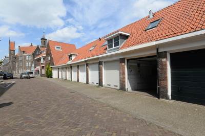 Garage 2e Messstraat 134 Den Haag